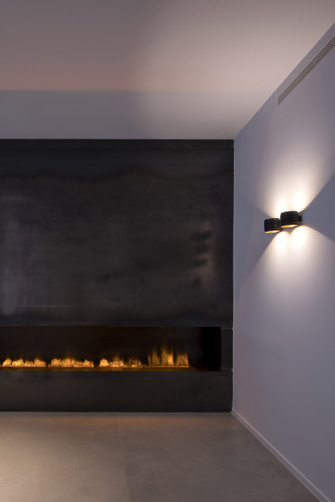 11. Memphis Apartment Milan